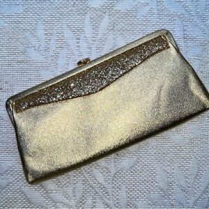 vintage gold metallic glitter evening clutch purse with a hideaway chain handle